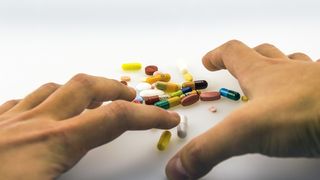 Experții de la agenția antidrog a UE au avertizat la începutul acestui an că interzicerea cultivării macului de către talibanii din Afganistan ar putea reduce drastic oferta de heroină în Europa.