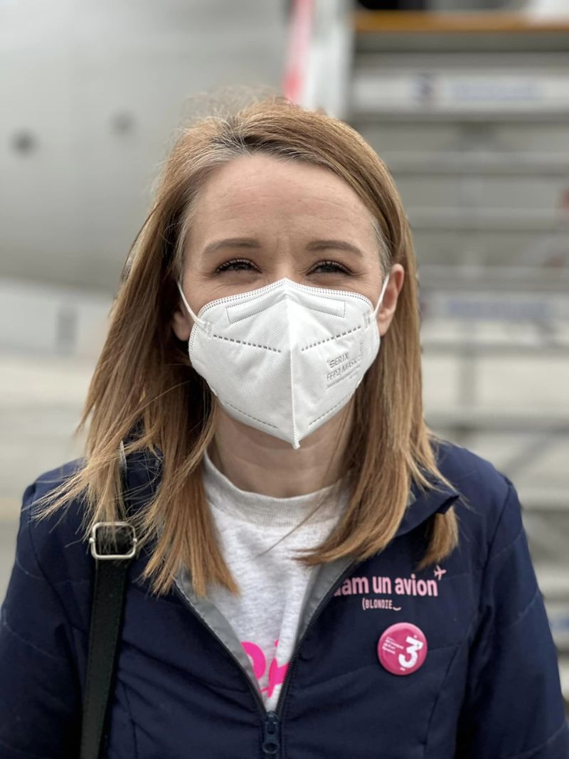 Adelina Toncean: ”Mi se pare atât de emoționant când văd zborurile noastre pe tabela aeroportului și avionul pregătit. Realizezi de cât este în stare omenirea”