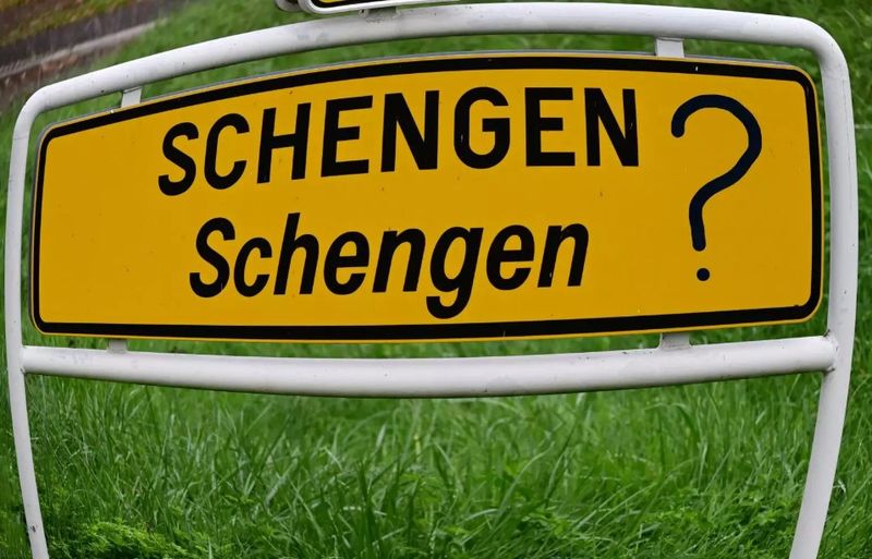 Ce se întâmplă cu aderarea României la Schengen? Președinta PE: „România merită o decizie pozitivă în acest an privind aderarea la Schengen”