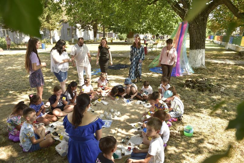 Cât despre profesori, Vali Neagu consideră că ei sunt cheia unei generații de succes.