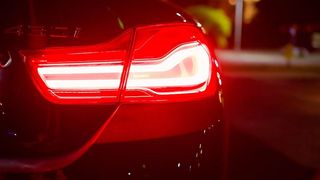 Ce spune despre tine faptul că deții o stație de încărcare electrică?