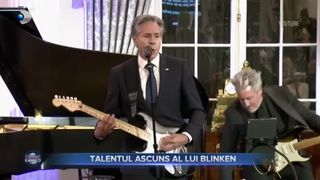 VIDEO- Talentul ascuns a lui Blinken. Secretarul de stat c&acirc;ntă muzică rock