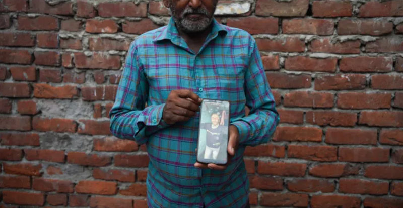 Un tânăr musulman, de 22 de ani, a fost bătut până la moarte din cauza religiei, în India