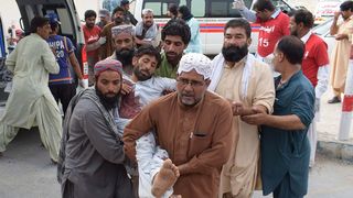 Atentat sinucigaș &icirc;n Pakistan