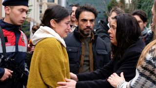 &Icirc;n această seară, &icirc;ntr-un nou episod  din &ldquo;Secrete de familie&rdquo;, Ceylin trece prin momente de coșmar, după ce este acuzată de crimă