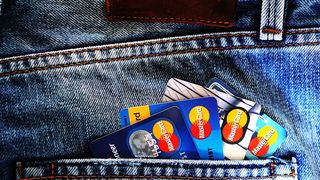 Prima didactică de 1500 lei intră pe card &icirc;n octombrie 2023