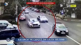 VIDEO - S-a urcat pe capotă după ce și-a văzut soțul cu amanta. Tânăra a fost amendată cu aproximativ 500 de lei