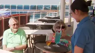 Povestea unui cuplu de pensionari care a locuit 18 luni pe un vas de croazieră. Au planificat deja 51 de călătorii. &bdquo;Este mai ieftin dec&acirc;t o casă de bătr&acirc;ni&rdquo;