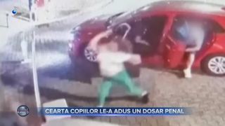VIDEO- Cearta copiilor le-a adus un dosar penal. Scandal ca &icirc;n filme &icirc;n Chitila, din cauza unui film pentru adulți