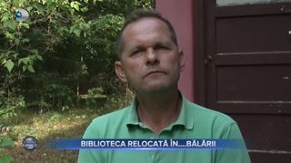 VIDEO - Biblioteca relocată &icirc;n bălării. Cărțile au fost puse &icirc;n vechiul dispensar, acolo unde bibliotecarul nu vine niciodată