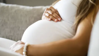 Caz medical rar &icirc;n Iași. Ce au descoperit medicii, după ce o femeie &icirc;nsărcinată a ajuns cu dureri mari la spital