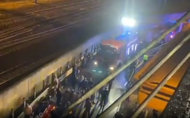  Mărturiile terifiante ale salvatorilor din zonă: "O femeie țipa și își căuta copilul!"