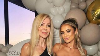 Nu pot face diferența dintre ele. Bunica, fiica și nepoata arată de parcă ar avea aceeași v&acirc;rstă. &bdquo;Sunt șocați&rdquo;