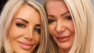 Nu pot face diferența dintre ele. Bunica, fiica și nepoata arată de parcă ar avea aceeași v&acirc;rstă. &bdquo;Sunt șocați&rdquo;