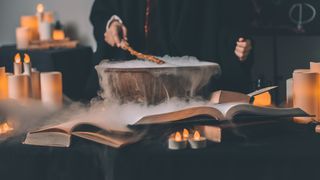 O universitate din Europa va oferi diplomă de absolvent în Magie, din anul 2024. Unde pot lucra cei care termină aceste cursuri