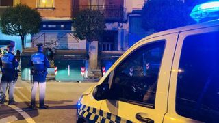 Un rom&acirc;n și-a atacat cu un cuțit fosta soție și pe mama acesteia. Bărbatul a fost arestat de autoritățile spaniole. Care este starea victimelor?