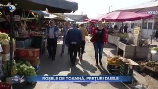 VIDEO - Roșiile de toamnă au prețuri duble. Oamenii privesc și trec mai departe: &bdquo;Sunt exagerat de scumpe!&rdquo;