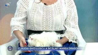 VIDEO - Claudia Ghițulescu a &icirc;nt&acirc;lnit marea dragoste. &bdquo;Este pentru prima dată c&acirc;nd am un cățeluș. Ne-am atașat una de alta.&rdquo;