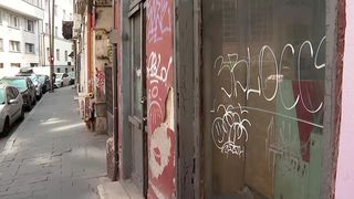  La 1 octombrie, micile afaceri din clădirile cu bulină roșie au primit termen de evacuare de 30 de zile