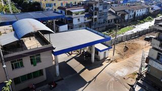 orașul Laiza, la granița cu China