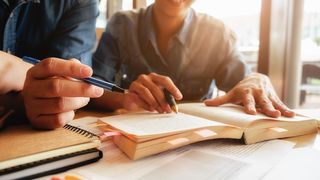 Studenții vor primi mai mulți bani de la stat &icirc;n anul universitar 2023-2024. Anunțul a fost făcut de Ministerul Educației