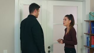 Bulent, sub &rdquo;papucul&rdquo; soției