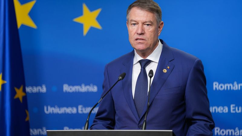 Președintele Klaus Iohannis merge astăzi în Ungaria. Programul de la Budapesta