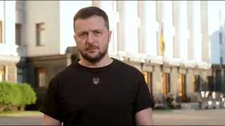 Zelenski, adeptul bluzelor simple cu stema Ucrainei pe ele