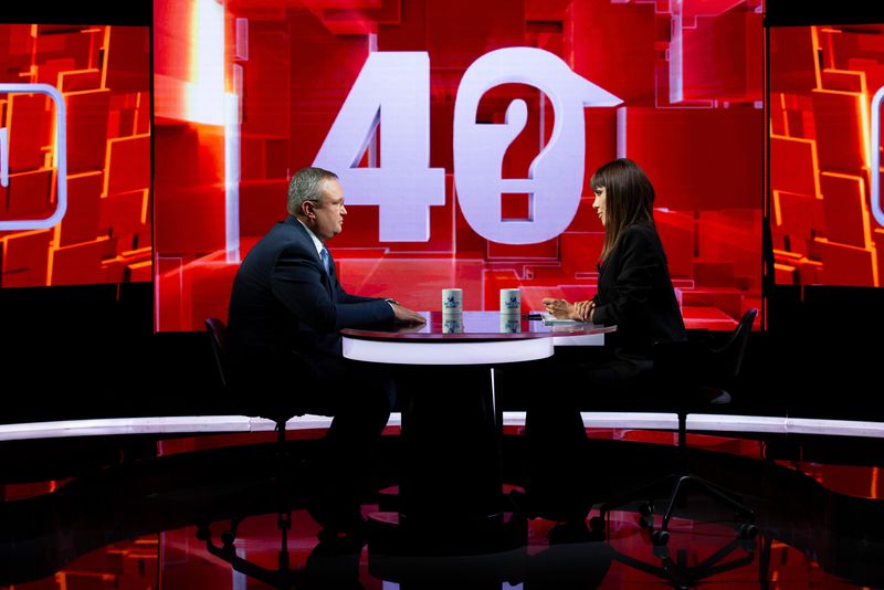 Nicolae Ciucă, invitat la "40 de întrebări cu Denise Rifai", duminica aceasta, de la ora 22:30, la Kanal D
