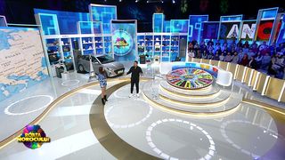 Atmosferă pariziană la "Roata Norocului" - Alexandru Abagiu și Alexandra Ungureanu, invitații ediției de duminica acesta