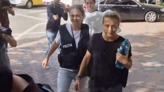 Miruna Pascu rămâne în arest. Mama tânărului drogat care a omorât doi studenți în accidentul din 2 Mai a plâns în fața magistraților: „Când am văzut accidentul am căzut psihic”