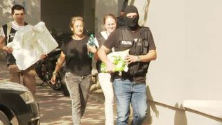 Miruna Pascu rămâne în arest. Mama tânărului drogat care a omorât doi studenți în accidentul din 2 Mai a plâns în fața magistraților: „Când am văzut accidentul am căzut psihic”