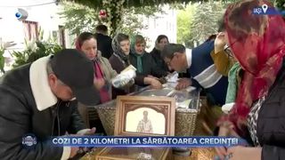 VIDEO - Cozi de doi kilometri la sărbătoarea credinței, la Iași. Peste 20.000 de oameni așteaptă la racla cu moaștele Sfintei Parascheva