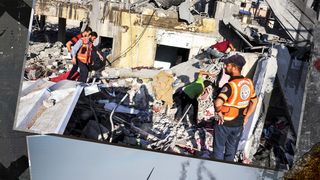 VIDEO - Ziua 10 război Israel-Hamas: SUA, Israelul și Egiptul au oprit temporar focul în sudul Fâșiei Gaza. Spitalele pline din Gaza mai au combustibil doar pentru aproximativ 24 de ore