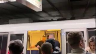 Incident la stația de metrou Basarab! O persoană a căzut sub tren