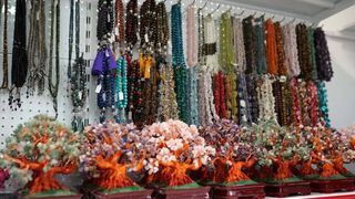 Povestea Stonemania Bijou: Pasiune, autenticitate și frumusețe