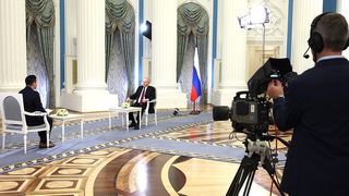 Vladimir Putin, interviu pentru presa din China