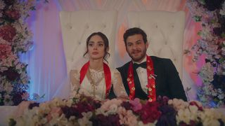 Defne și Omer, vis &icirc;mplinit! &Icirc;n această seară, de la ora 20:00, la Kanal D, un nou episod din serialul &ldquo;Melek&rdquo;