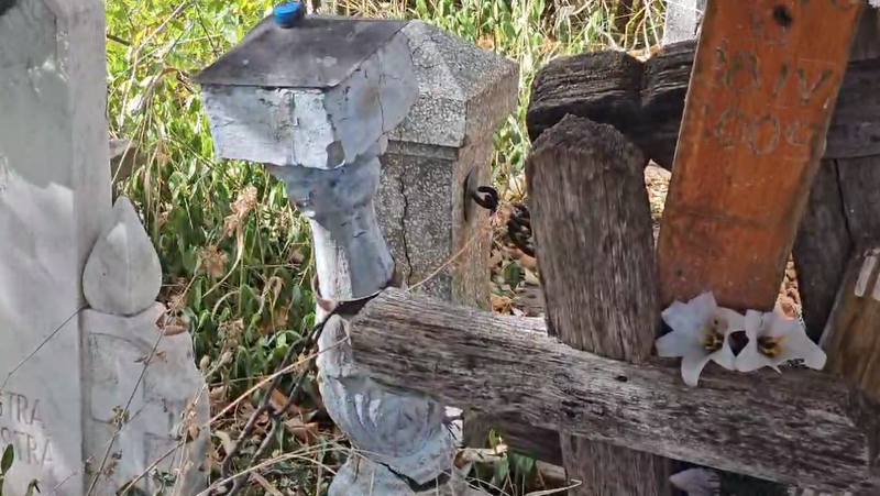 Cimitirul din Lopătari