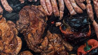 Prețuri carne de porc: De sărbători și &icirc;n sezonul grătarelor cresc