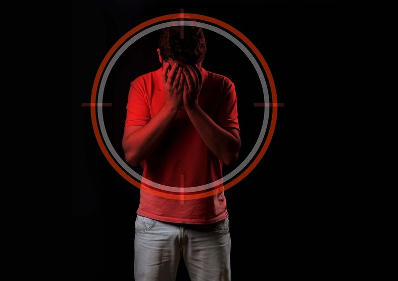 În luna iulie, un cetăţean tunisian căutat de autorităţile din Italia pentru trafic de droguri a fost reţinut de poliţişti pe Aeroportul "Henri Coandă" din Otopeni pentru trafic de droguri. 