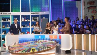 Daniela Gyorfi și fiica sa, Maria, vor &icirc;nv&acirc;rti &rdquo;Roata Norocului&rdquo; &icirc;n această duminică, la Kanal D!  Bursucu și Ana, la &ldquo;lecţia de germană&rdquo;!