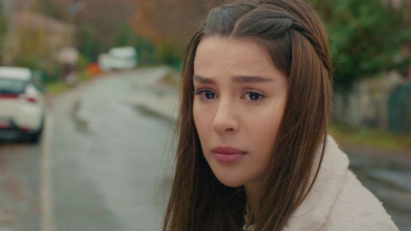 Elif, din “înger” în …“demon”
