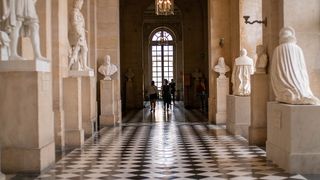 O nouă alertă cu bombă la Palatul Versailles. Este a șaptea oară &icirc;n ultimele zile c&acirc;nd palatul este evacuat