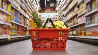 Valoarea coșului minim de consum în România, în anul 2023, a crescut. Acestea sunt sumele de care avem nevoie pentru a trăi decent în fiecare lună