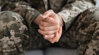 Salariile pe care le au angajații din armată. C&acirc;t &icirc;ncasează lunar un maior?