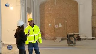 VIDEO - Turiștii, tot mai aproape de a intra &icirc;n Cazinoul din Constanța! Cum va arăta clădirea după terminarea lucrărilor de restaurare: &bdquo;Va primi cromatică nouă cu foițe de aur&rdquo;