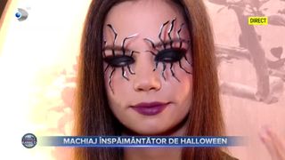 VIDEO - Petrecerile de Halloween se apropie! Tinerele au &icirc;nceput să se pregătească cu diferite machiaje &icirc;nspăim&acirc;ntătoare