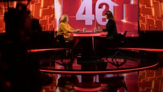 Apariție spectaculoasă în platourile de la Kanal D! Magda Catone vine duminică la “40 de întrebări cu Denise Rifai”