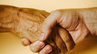 Administratorii centrului au fost reținuți